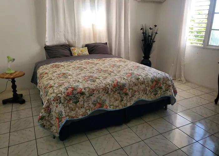 Bed & Breakfast Evelin's On The *