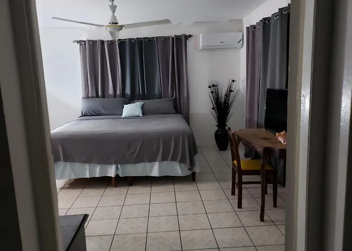 Bed & Breakfast Evelin's On The